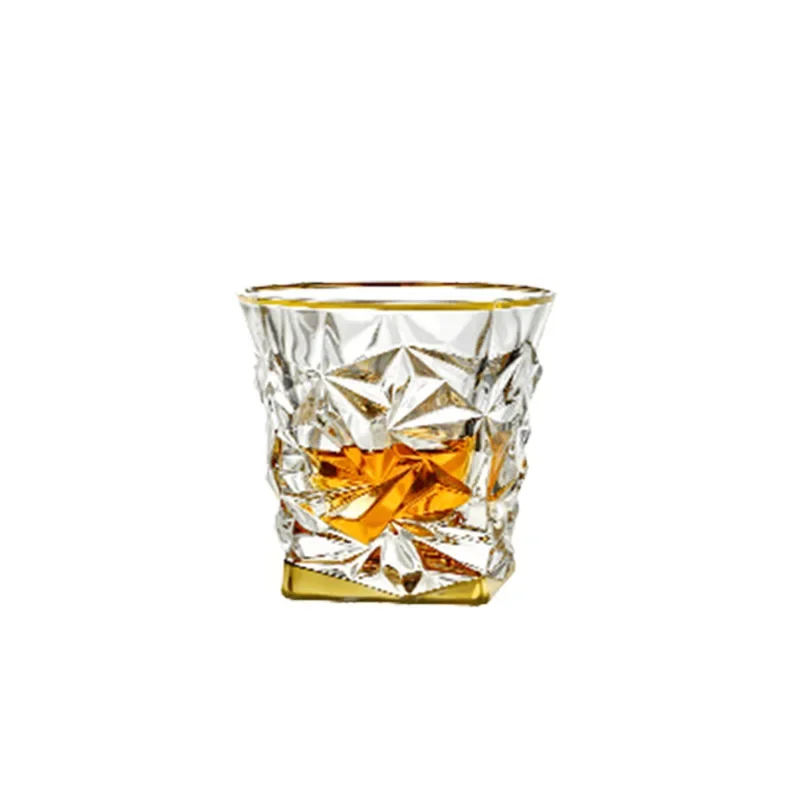Taza de whisky pintada en oro  - Wine Beer Pairing reseña y precio